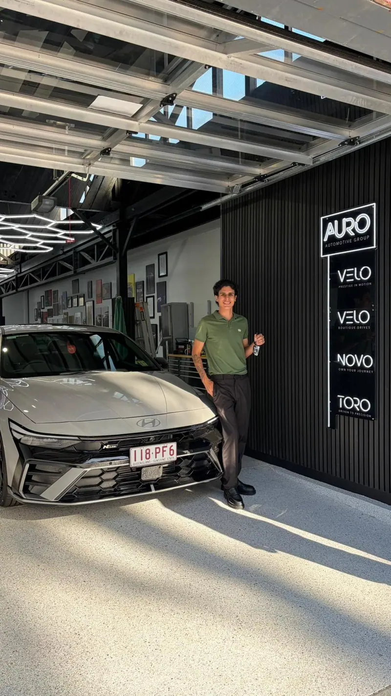 Customer with Hyundai at NOVO showroom